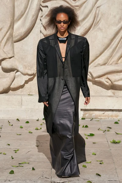 Look 40